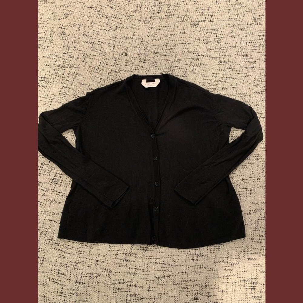 Lightweight Everlane cardigan